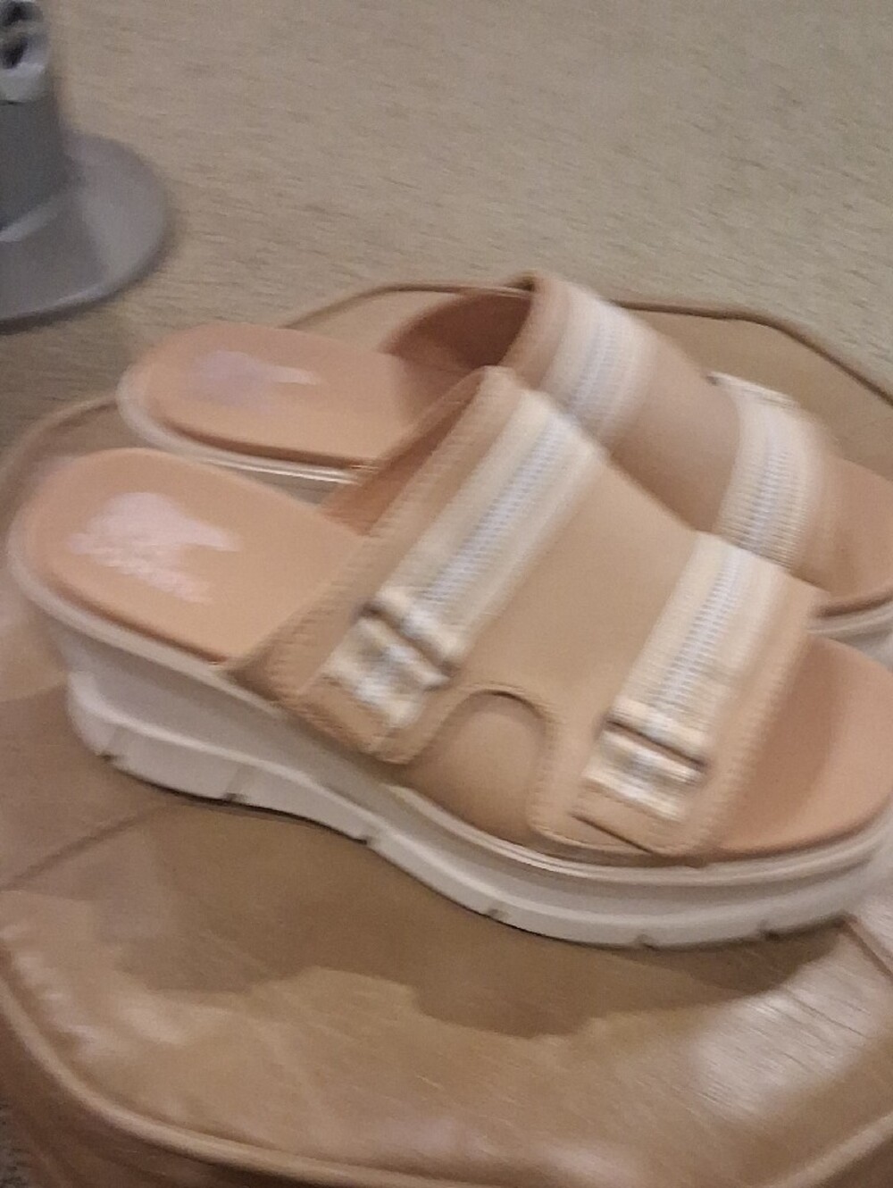 SOREL Neutral Beige Platform Slide Sandals - Women - Picture 4 of 11